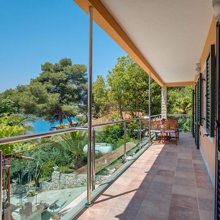 Villa Magnolia Mali Lošinj Eksteriør bilde