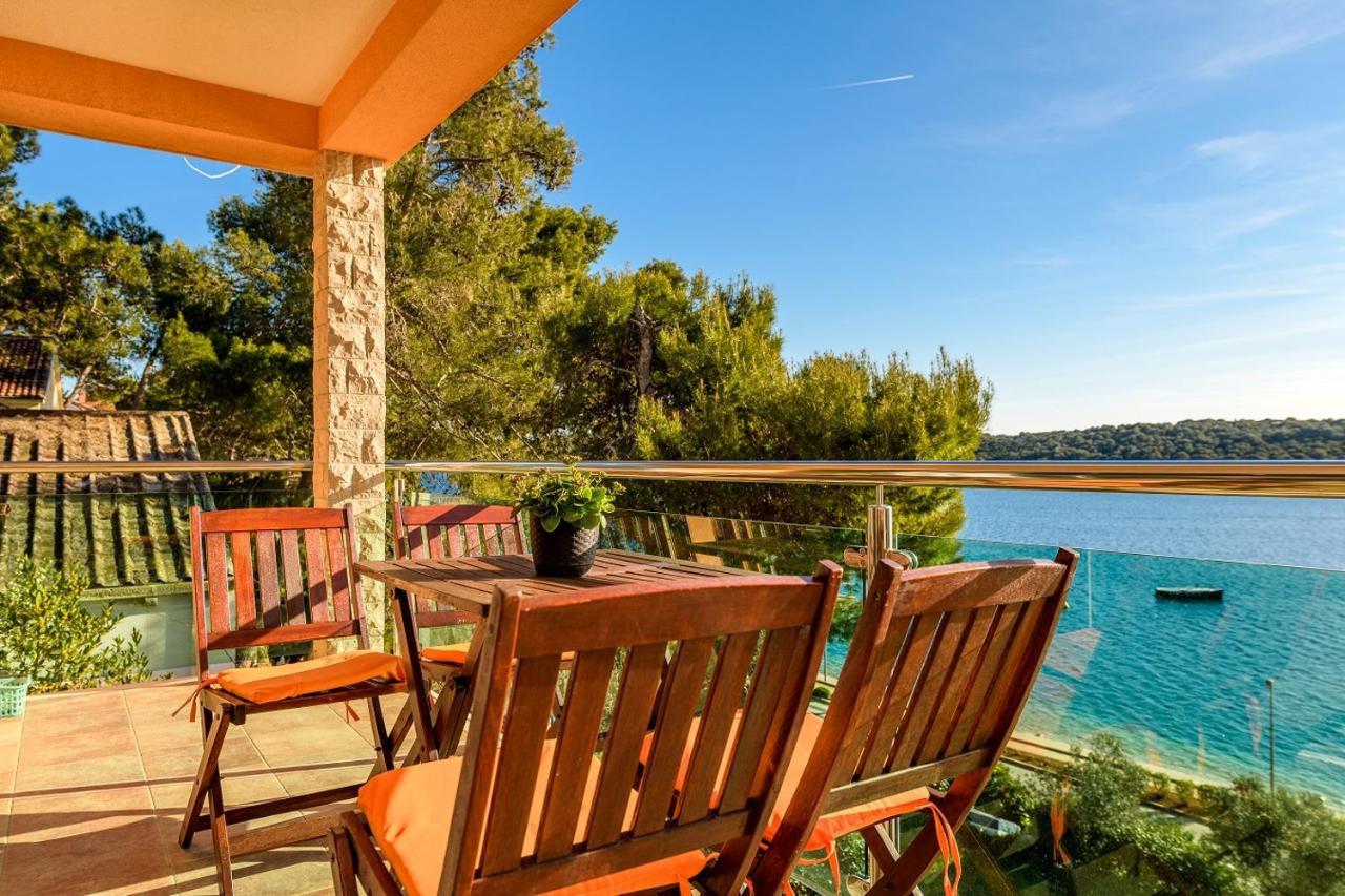 Villa Magnolia Mali Lošinj Eksteriør bilde