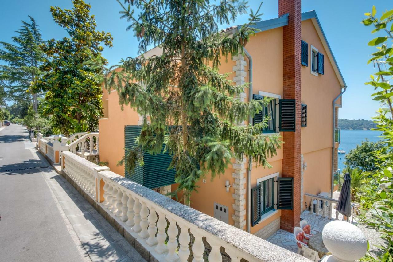 Villa Magnolia Mali Lošinj Eksteriør bilde