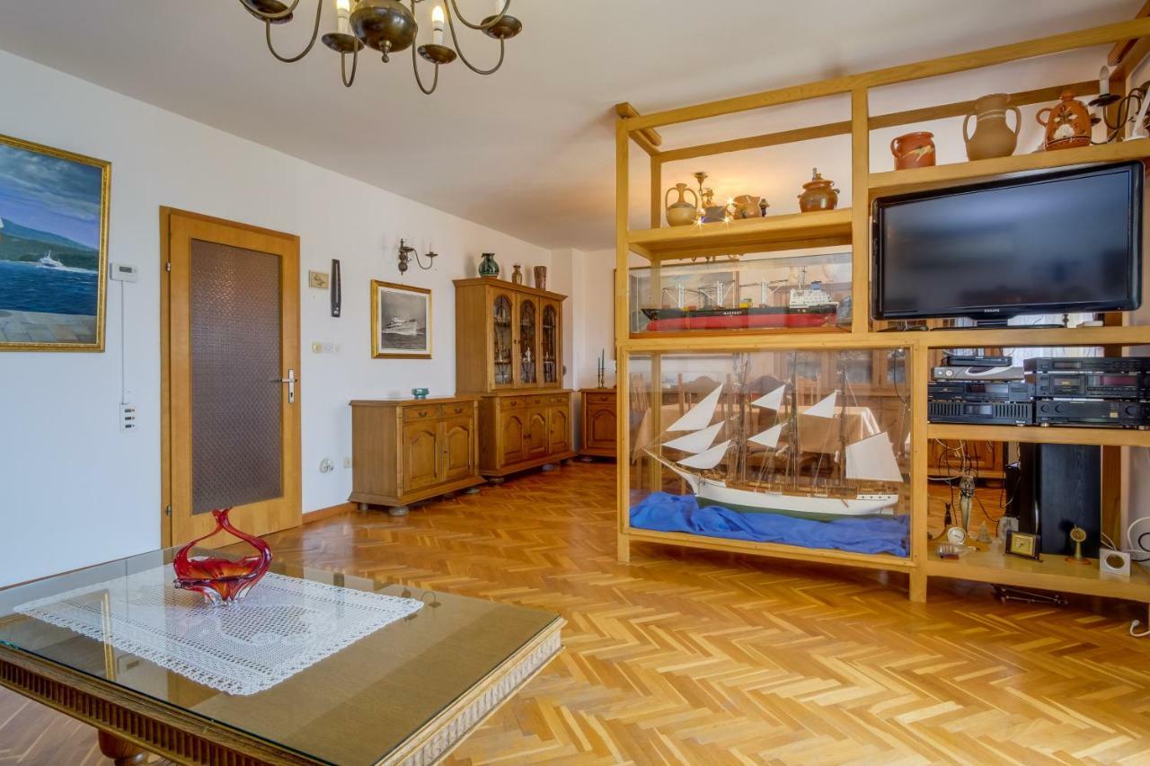 Villa Magnolia Mali Lošinj Eksteriør bilde