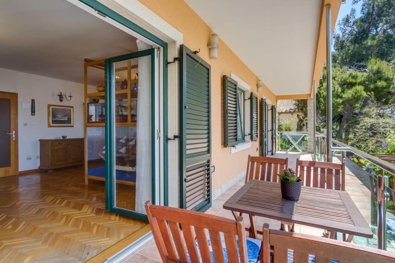 Villa Magnolia Mali Lošinj Eksteriør bilde