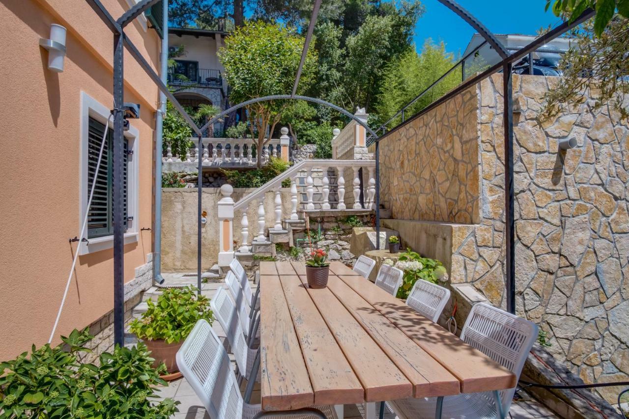 Villa Magnolia Mali Lošinj Eksteriør bilde