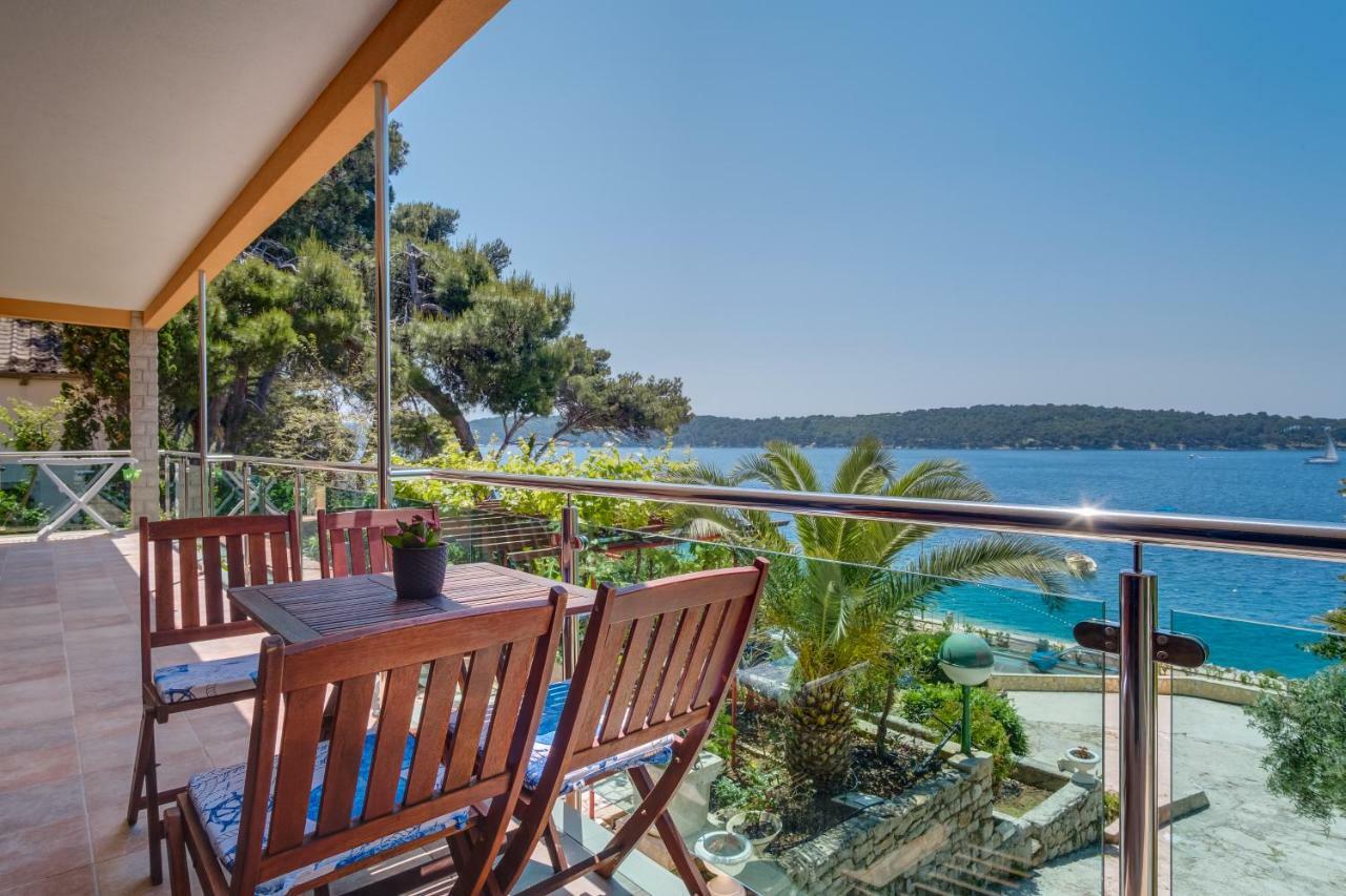 Villa Magnolia Mali Lošinj Eksteriør bilde